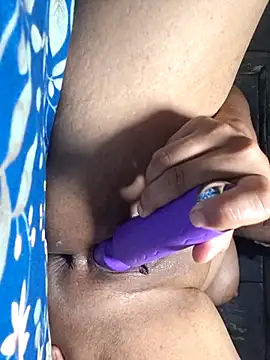 MegueMeg online show from 9, 4, 2026