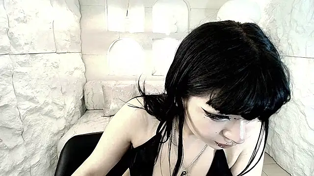 vampkitty r online show from 11, 2, 2026