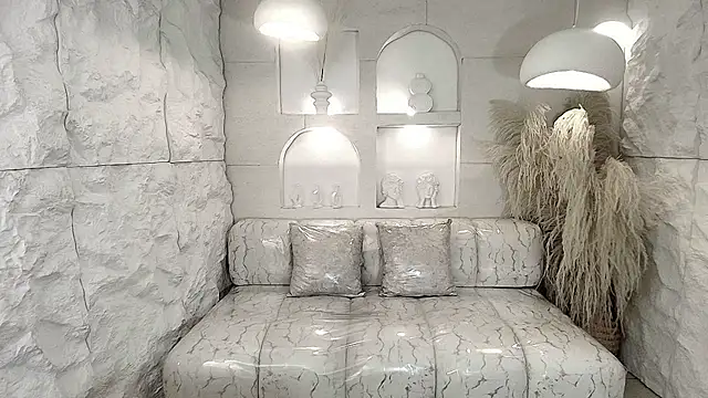 vampkitty r online show from 4, 2, 2026