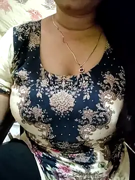 Snapshot of PARI51 chatting on 18, 7, 2026 PARI51 online show from 18, 7, 2026