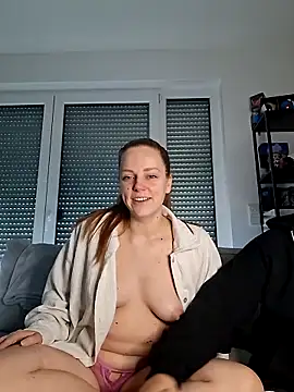 Larifari0406 online show from 24, 2, 2026