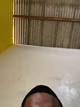 Snapshot of Cockybastard_23cm chatting on 9, 2, 2026 Cockybastard 23cm online show from 9, 2, 2026