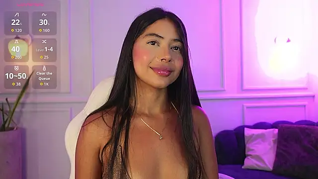 Lia Velez  online show from 24, 3, 2026