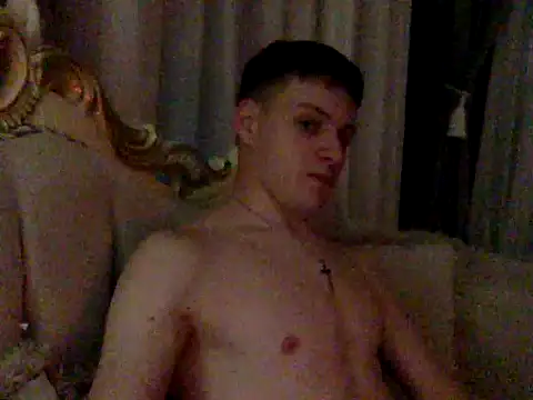 Snapshot of Carlos18loverboyfriend chatting on 26, 3, 2026 Carlos18loverboyfriend online show from 26, 3, 2026