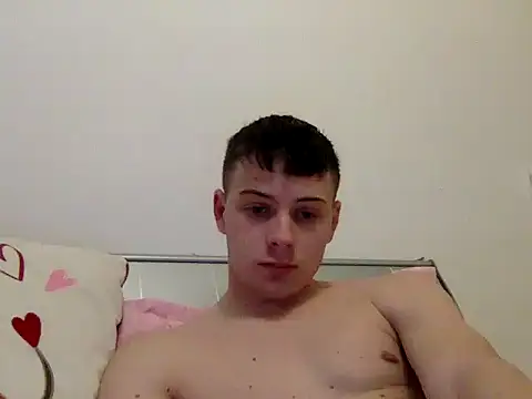 Snapshot of Carlos18loverboyfriend chatting on 9, 3, 2026 Carlos18loverboyfriend online show from 9, 3, 2026