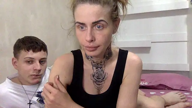 Snapshot of Carlos18loverboyfriend chatting on 1, 4, 2026 Carlos18loverboyfriend online show from 1, 4, 2026