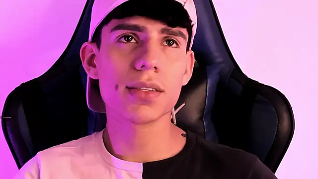 Angel eros  online show from 1, 3, 2026