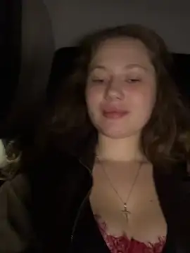 AsynaYuuki online show from 8, 4, 2026