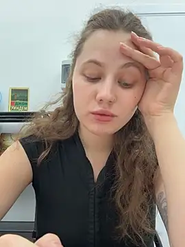 AsynaYuuki online show from 1, 4, 2026