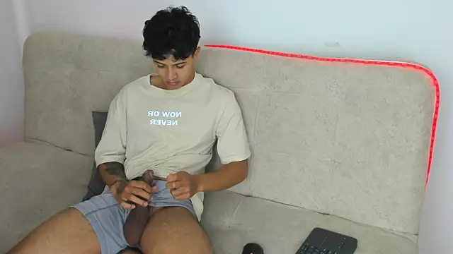  Alex Colton online show from 4, 6, 2026