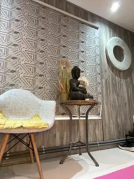 BabyChanntal online show from 28, 4, 2026