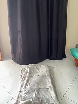 Renataalves online show from 8, 4, 2026