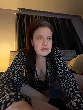 JulietteLatte online show from 1, 2, 2026