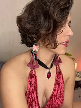 eva luz online show from 6, 3, 2026