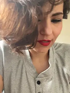 eva luz online show from 13, 4, 2026