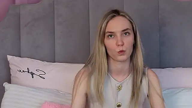 Snapshot of NikkiRyx chatting on 11, 6, 2026 NikkiRyx online show from 11, 6, 2026