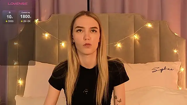 Snapshot of NikkiRyx chatting on 4, 2, 2026 NikkiRyx online show from 4, 2, 2026