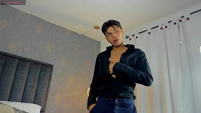 Alejandroo Montenegro online show from 25, 3, 2026