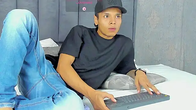 Alejandroo Montenegro online show from 14, 3, 2026