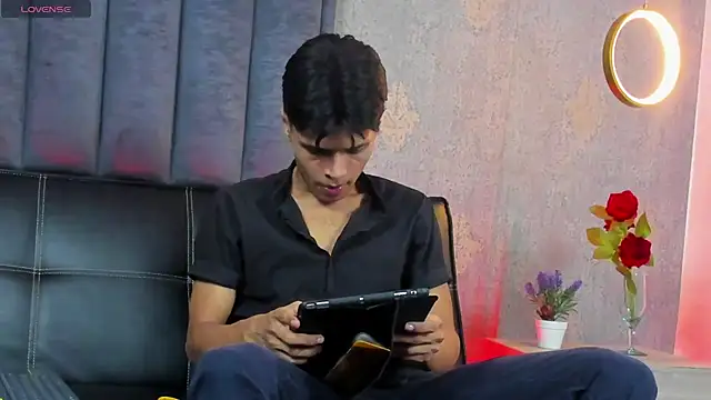 Alejandroo Montenegro online show from 27, 3, 2026