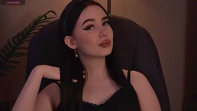 Snapshot of ArianaLim chatting on 24, 4, 2026 ArianaLim online show from 24, 4, 2026