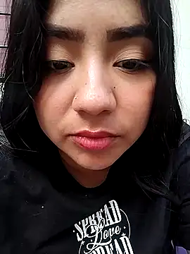Noa Baker online show from 22, 5, 2026