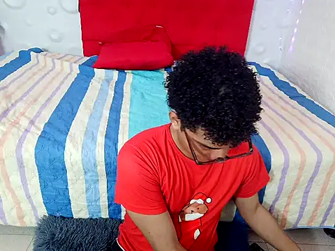 Snapshot of philipsex28 chatting on 10, 2, 2026 philipsex28 online show from 10, 2, 2026