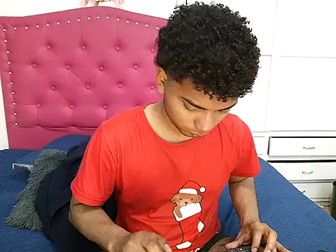 Snapshot of philipsex28 chatting on 27, 2, 2026 philipsex28 online show from 27, 2, 2026