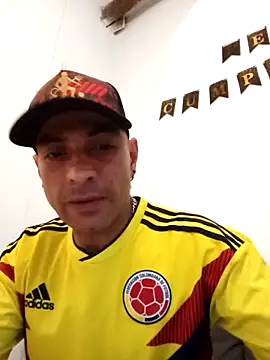 yoahotpetrafiery online show from 17, 4, 2026