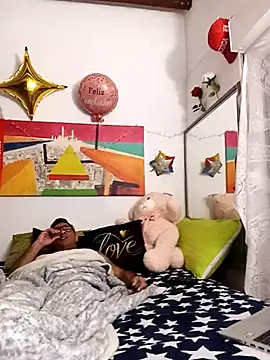 yoahotpetrafiery online show from 26, 3, 2026