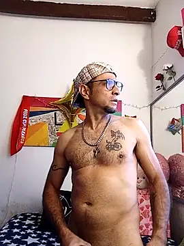 yoahotpetrafiery online show from 17, 3, 2026