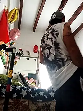 yoahotpetrafiery online show from 9, 4, 2026