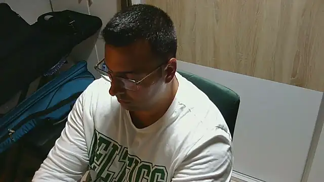 Snapshot of VanillaTime78-Jorge chatting on 9, 5, 2026 VanillaTime78-Jorge online show from 9, 5, 2026