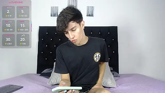 Snapshot of axxxel_twink chatting on 17, 2, 2026 axxxel twink online show from 17, 2, 2026