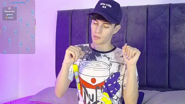 axxxel twink online show from 19, 5, 2026