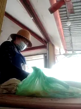 Snapshot of YIYI-502 chatting on 1, 2, 2026 YIYI-502 online show from 1, 2, 2026