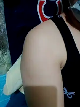 Snapshot of YIYI-502 chatting on 25, 2, 2026 YIYI-502 online show from 25, 2, 2026