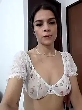 EvaMiranda online show from 3, 6, 2026