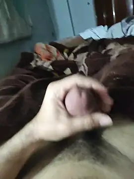 amirMohamed58 online show from 12, 4, 2026