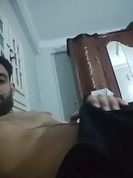 amirMohamed58 online show from 3, 2, 2026