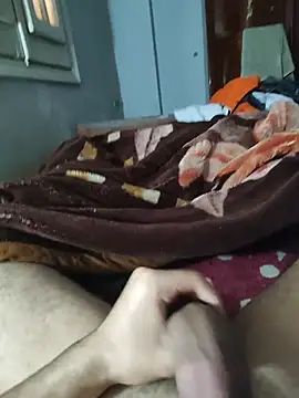 amirMohamed58 online show from 8, 4, 2026