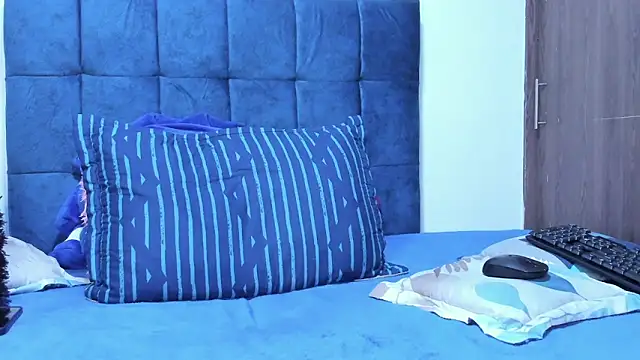 Snapshot of panther_333 chatting on 23, 2, 2026 panther 333 online show from 23, 2, 2026