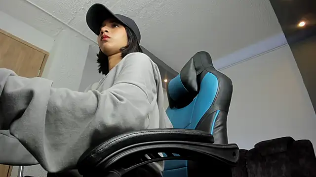 Emily bruss online show from 21, 5, 2026