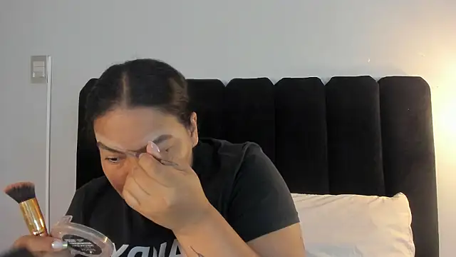 Amaranoir- online show from 28, 2, 2026