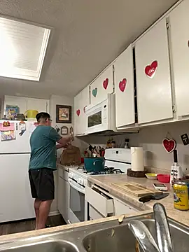 Snapshot of Skizm1986 chatting on 15, 2, 2026 Skizm1986 online show from 15, 2, 2026