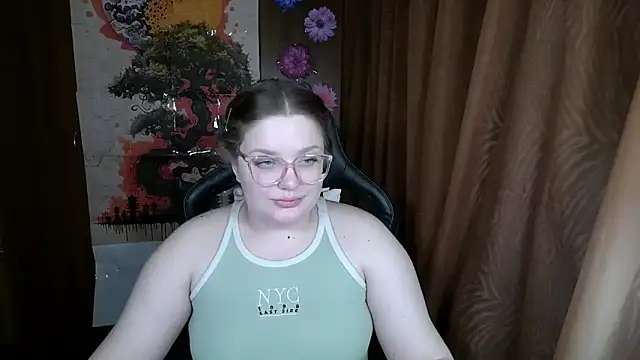 Teasing Dora online show from 13, 3, 2026