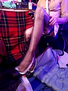 AllucyLu online show from 3, 4, 2026