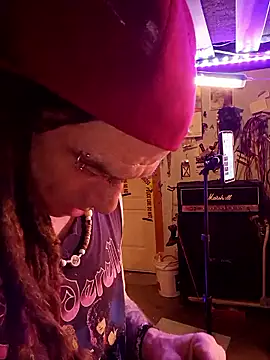 Snapshot of AllucyLu chatting on 2, 3, 2026 AllucyLu online show from 2, 3, 2026