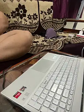 chubby couple456 online show from 15, 6, 2026