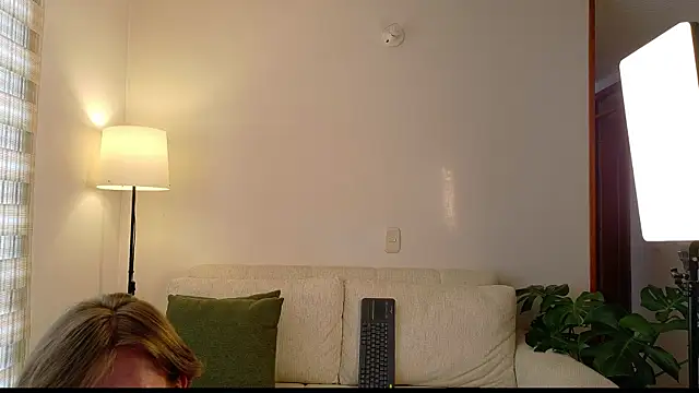 ivonnybonita   online show from 14, 7, 2026